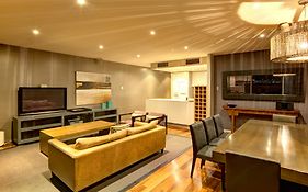 Acd Apartments Melbourne